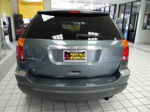 Chrysler Pacifica 2006 photo 2