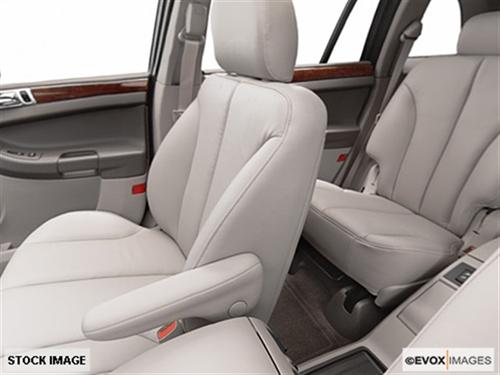 Chrysler Pacifica 2006 photo 2