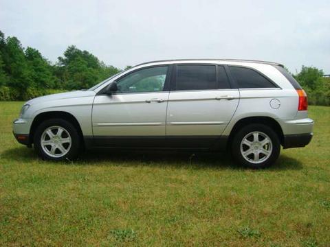 Chrysler Pacifica 2006 photo 2