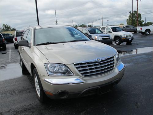 Chrysler Pacifica 2006 photo 2