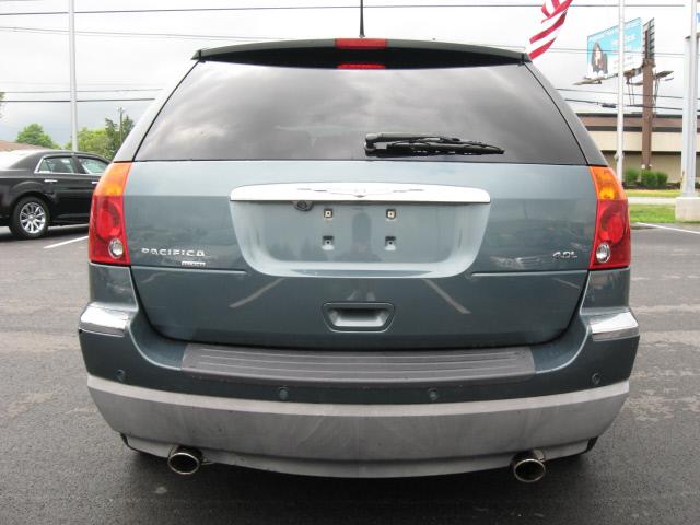 Chrysler Pacifica 2007 photo 2