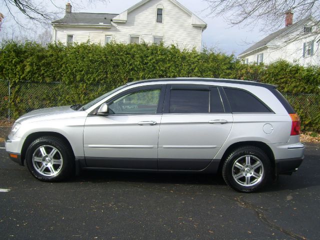 Chrysler Pacifica 2007 photo 2