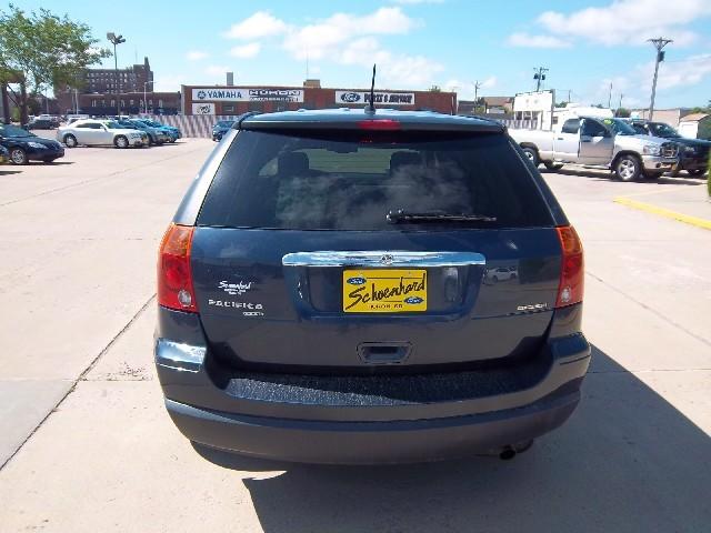 Chrysler Pacifica 2008 photo 3