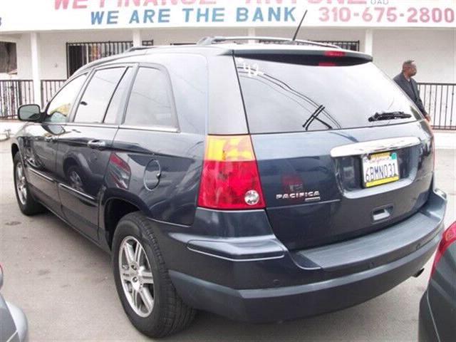 Chrysler Pacifica 2008 photo 3