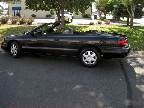 Chrysler Sebring 1999 photo 2