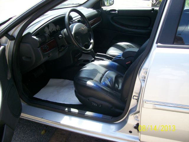 Chrysler Sebring Off-road Sedan