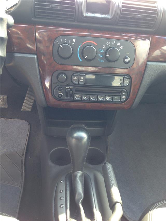 Chrysler Sebring 2001 photo 2