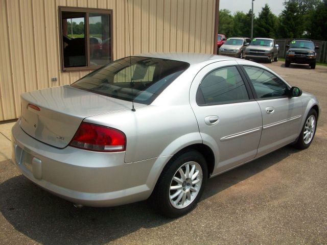 Chrysler Sebring 2001 photo 2