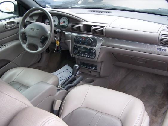 Chrysler Sebring 2002 photo 2