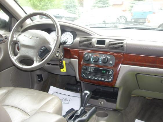 Chrysler Sebring 2002 photo 2