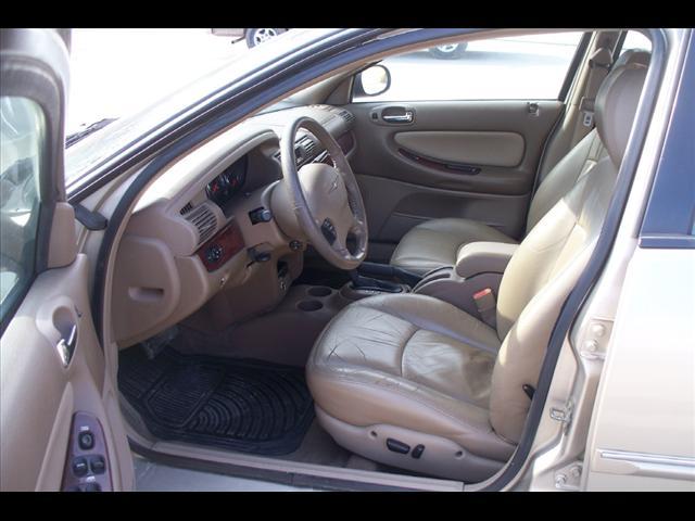 Chrysler Sebring 2002 photo 2