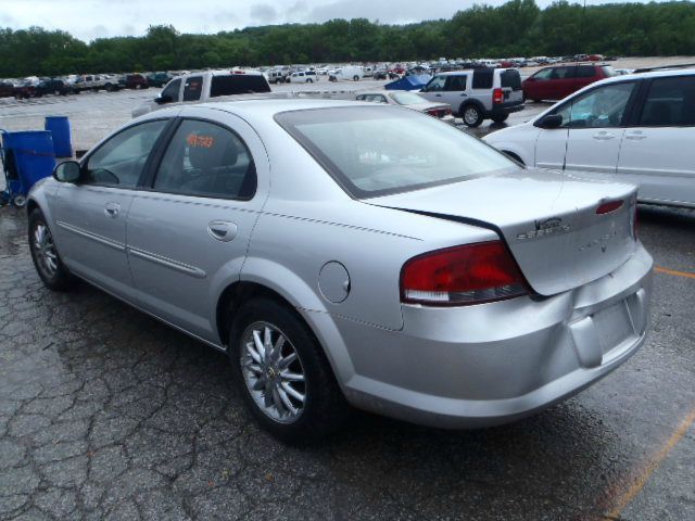 Chrysler Sebring 2002 photo 2
