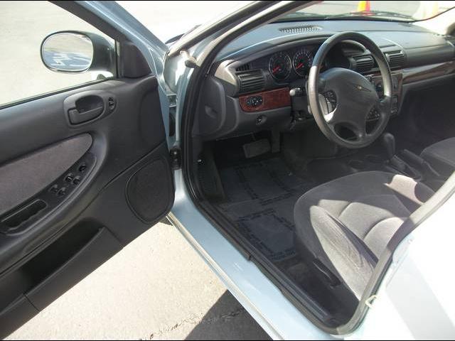 Chrysler Sebring 2002 photo 2