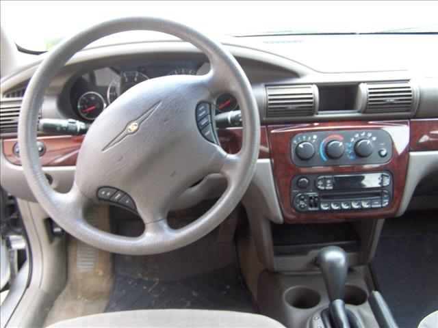 Chrysler Sebring 2002 photo 4