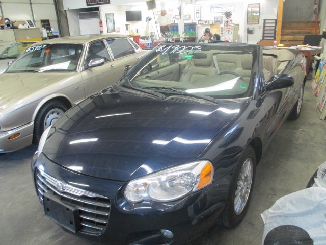 Chrysler Sebring 2004 photo 2