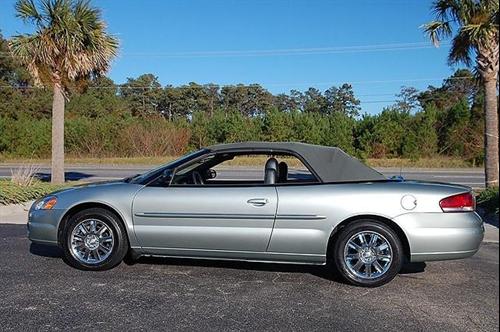 Chrysler Sebring 2004 photo 2