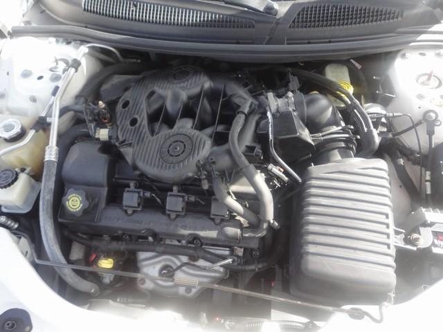 Chrysler Sebring 2004 photo 2