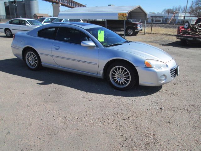 Chrysler Sebring 2004 photo 2