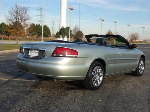 Chrysler Sebring 2004 photo 4