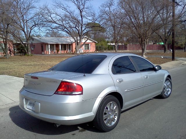 Chrysler Sebring 2004 photo 1