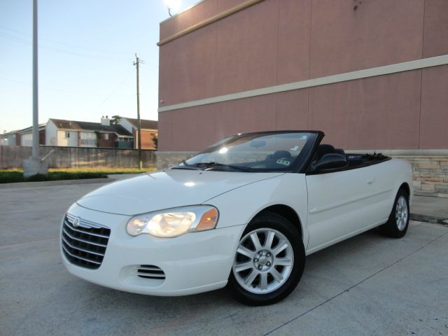Chrysler Sebring 2004 photo 2