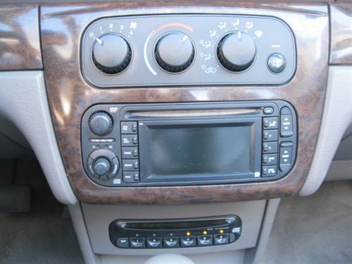 Chrysler Sebring 2004 photo 2