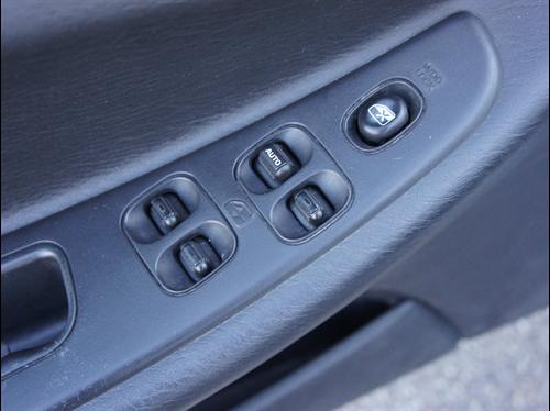 Chrysler Sebring 2004 photo 3
