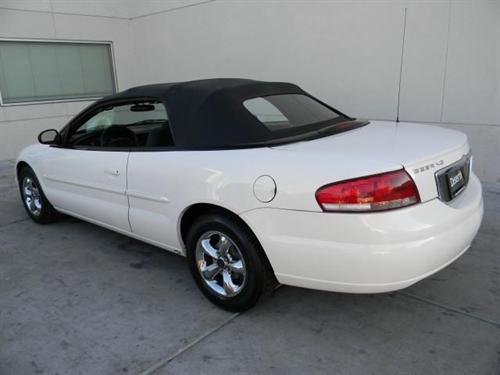 Chrysler Sebring 2004 photo 2