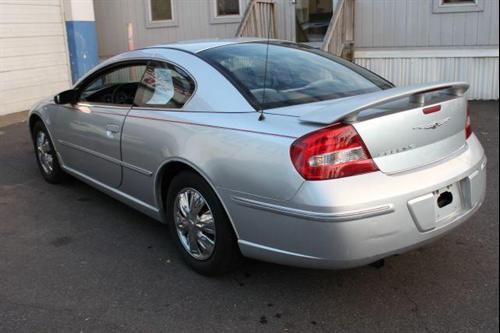 Chrysler Sebring 2004 photo 2