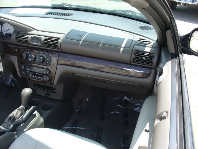 Chrysler Sebring 2004 photo 3