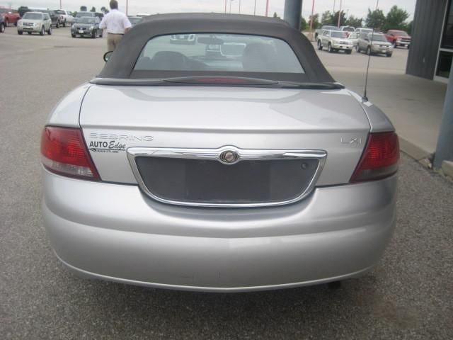 Chrysler Sebring 2004 photo 3