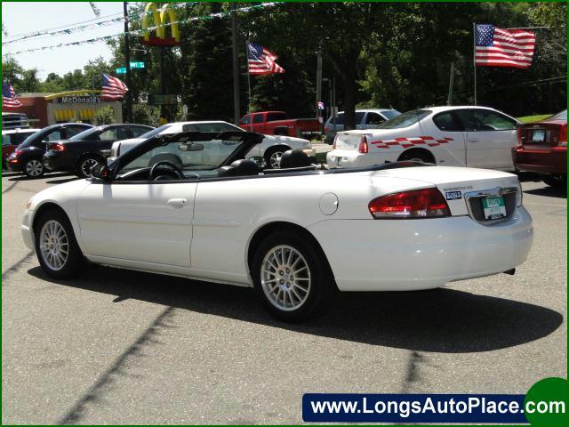 Chrysler Sebring 2004 photo 2