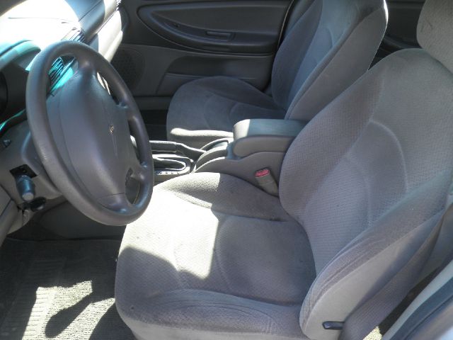 Chrysler Sebring 2004 photo 2