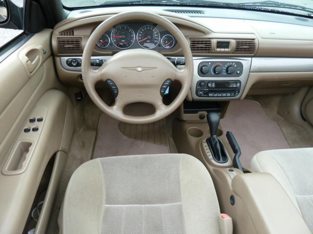Chrysler Sebring 2004 photo 4