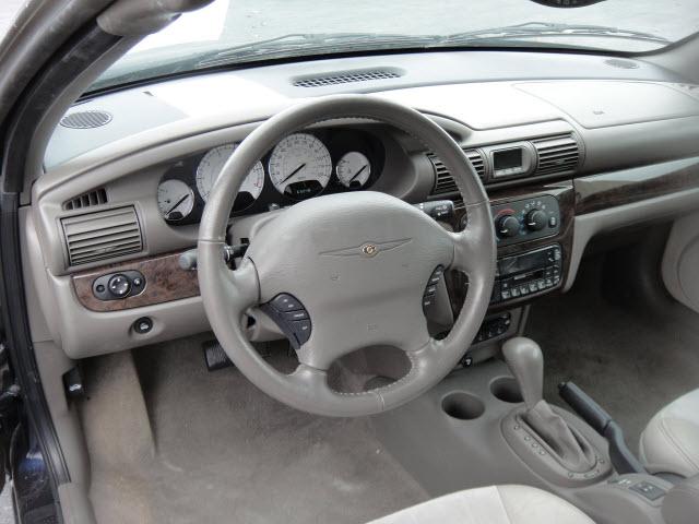 Chrysler Sebring 2004 photo 4