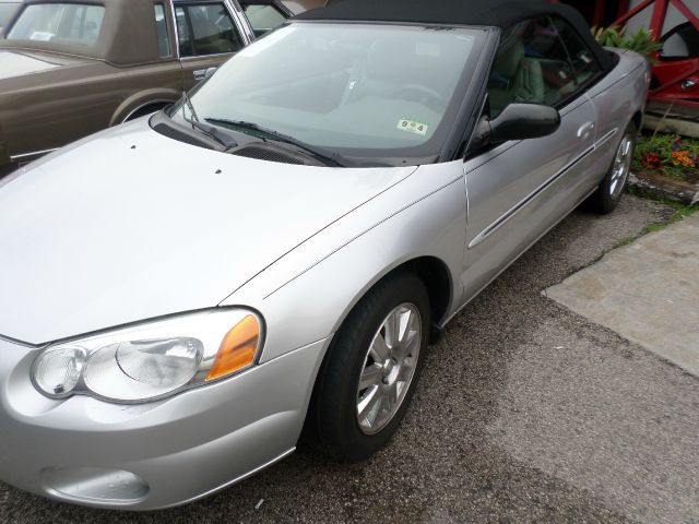 Chrysler Sebring 2004 photo 2