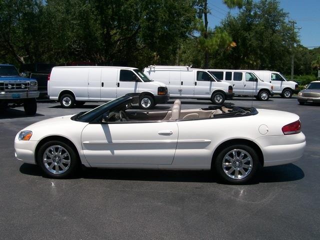 Chrysler Sebring 2005 photo 2