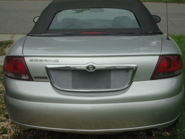 Chrysler Sebring 2005 photo 2