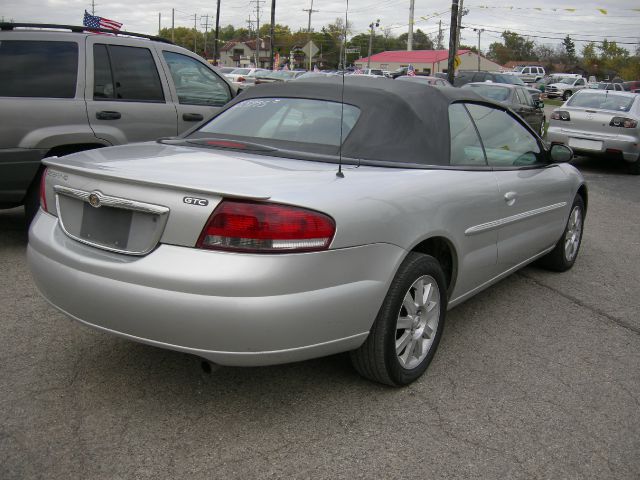 Chrysler Sebring 2005 photo 2