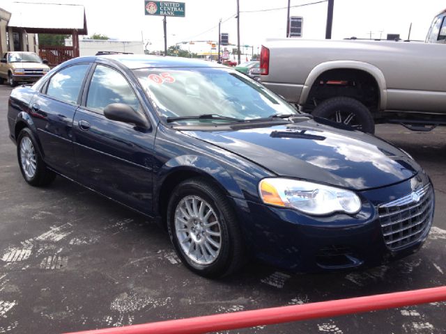 Chrysler Sebring 2005 photo 2