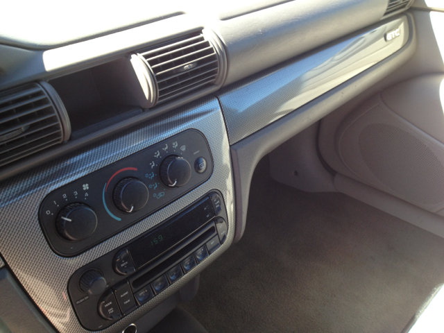 Chrysler Sebring 2005 photo 2