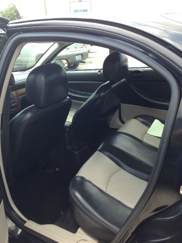 Chrysler Sebring LS2 Sedan