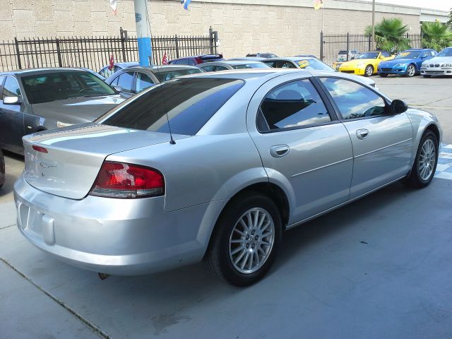 Chrysler Sebring 2005 photo 2