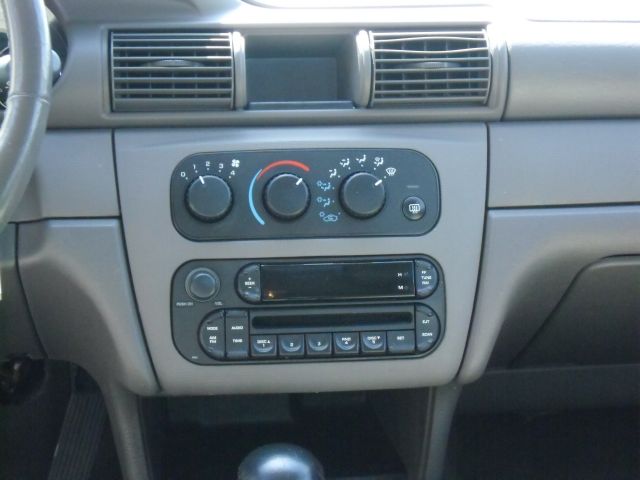 Chrysler Sebring 2005 photo 17