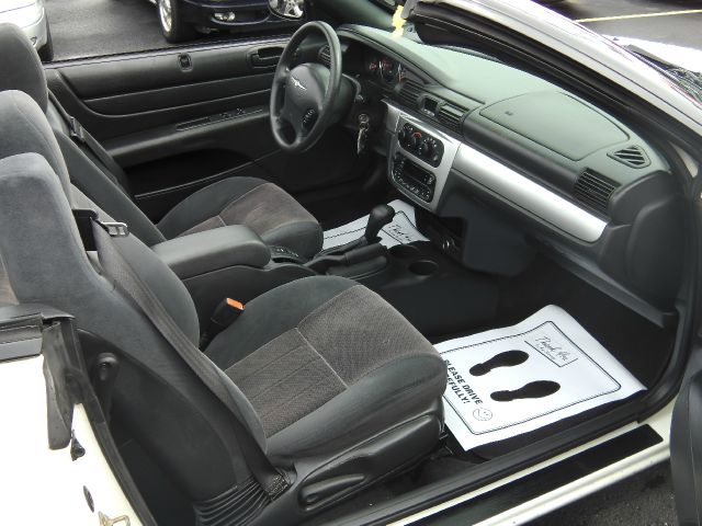 Chrysler Sebring 2006 photo 2