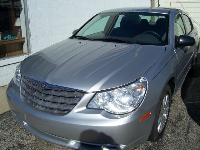 Chrysler Sebring Base Sedan