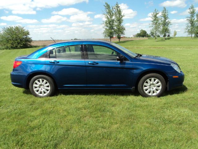 Chrysler Sebring AWD 4x4 SUV Sedan