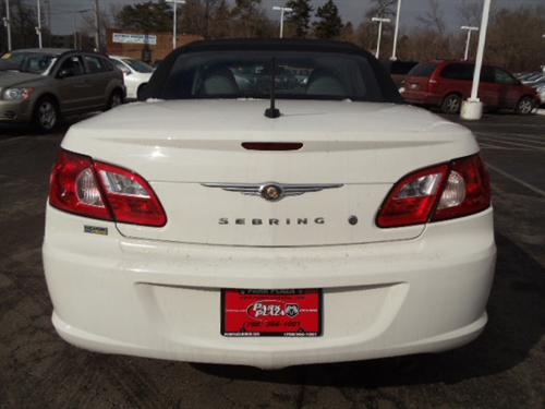 Chrysler Sebring 2008 photo 2