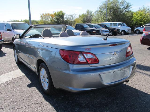 Chrysler Sebring 2008 photo 2