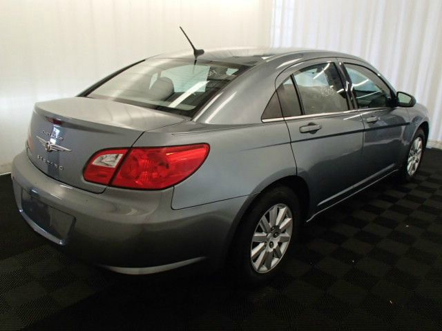 Chrysler Sebring 2009 photo 2
